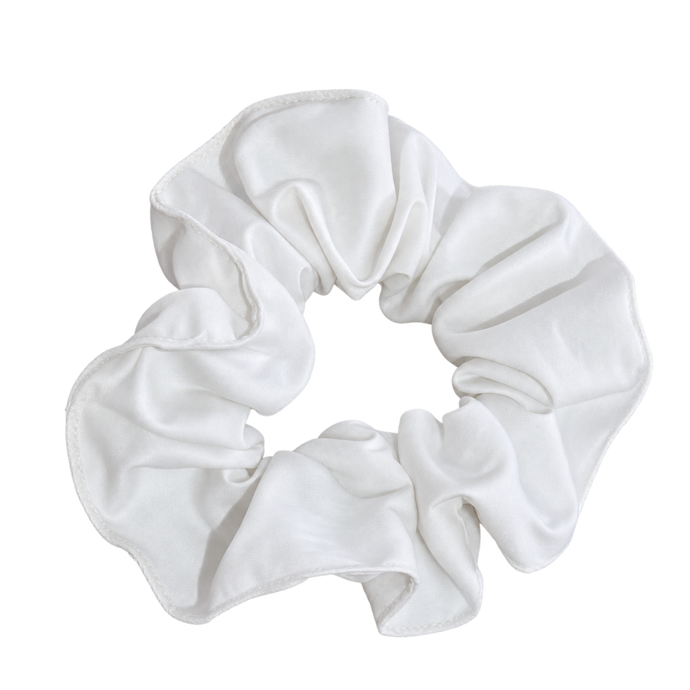 Scrunchie blanco frío